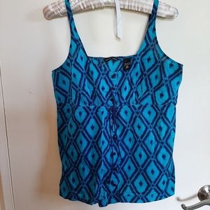 New York and Co top. ***100% Cotton. ***VTG